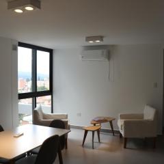 Loft Moderno cerca de Ciudad Cultural -AlojarteJuy