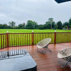 Long Meadow Lodge