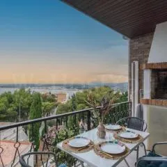 Spacieux Appartement Puig-Rom 114, Roses - WeHostYou