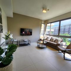 UNIXX Oasis : Grandeur 2BR Suite