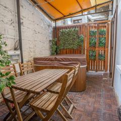 Happy garden apartment in the Kazinczy street