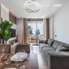 Luxury Modern Full Seaview Retreat