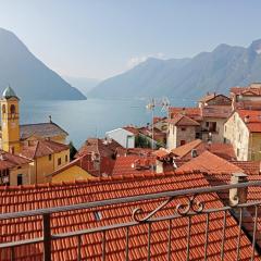 Casa Corinna, Lake View, Terrace, Private Garage!