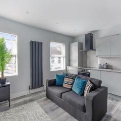 Elegant Croydon Apartment