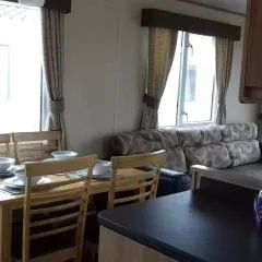 Pet friendly Sea view static at Thornwick bay