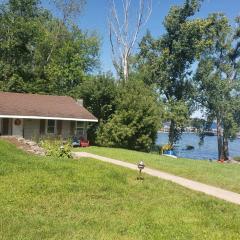 Blueberry Cottage Lake Champlain