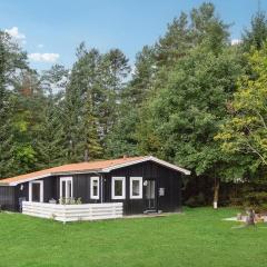 Gorgeous Home In Glesborg With Kitchen