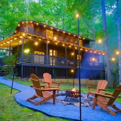 Modern Cabin Retreat in Blue Ridge - Hot Tub, Fire Pit & Games