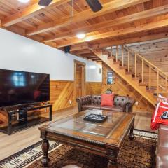 Cabin Bliss - Just 1 Mile from Lake Lanier