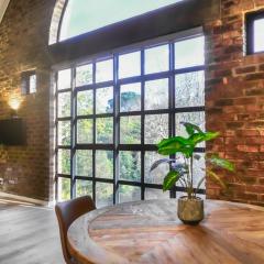Upmarket Apartment