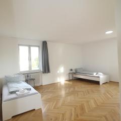 MOWO Marshall 8 - Apartmenthaus Kitzingen - großzügige Wohnungen für je 6 Personen mit Balkon
