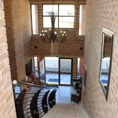 Meet Mekaar Resorts - Nquthu Hotel