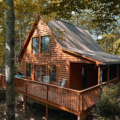 Great Smoky Mountains Cabin!, Secluded, Pet-Kid Friendly!