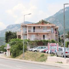 Apartments Petricevic