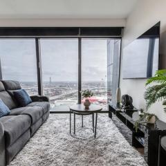 Pearl at Marina Tower - City Living by the Yarra