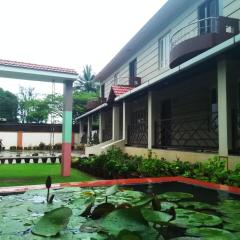 Lotus The Cottages