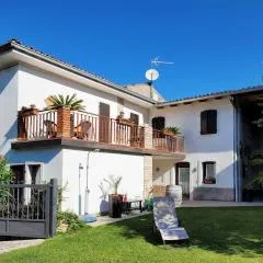 Casa Rustica con giardino