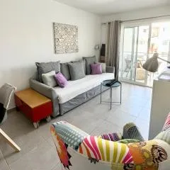 Tutti Frutti con Piscina, Terraza soleada privada, primera planta y Wi-FI