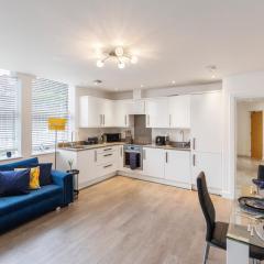 Modern flat in central golders green