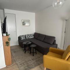 Appartement T2 -Parking -35Min Paris RER 2Min à Pied