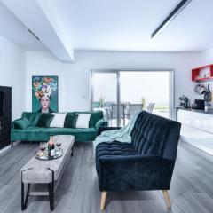 Modern & Chic Apartment w Patio Near Rothschild Blvd by Sea N' Rent