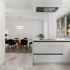 Elegant apartment by Costarentals - Ref 236