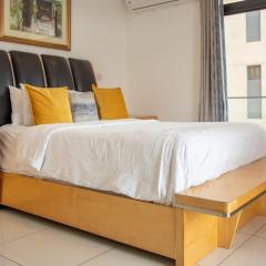 Sunshine Large 1Bed + Big Balcony @Embassy Gardens