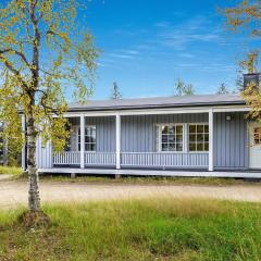 Holiday Home Saariseläntie 8 e 11 by Interhome