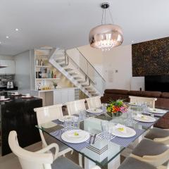 Triplex pé na areia com piscina na cobertura