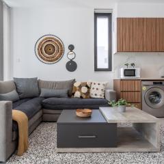 Taupe’s 2-Bedroom Apartment in Larnaca