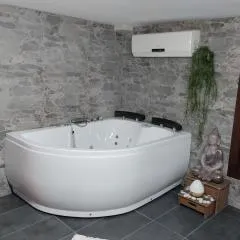 Estudio jacuzzi Luz de Jerez