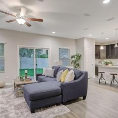 Newly-built 2-story home near the ocean with patio, washer/dryer, streaming