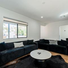 Cheerful PHX Home and Guest House in Central PHX
