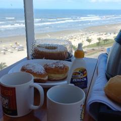 Apartamento na Praia Grande II - Pé na Areia