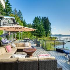 Waterfront Allyn Retreat with Guest House and Beach!