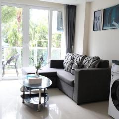 Grand avenue condo Soi Boaukow