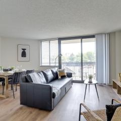 Modern Apartment in the Center at Pentagon City