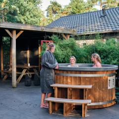 ZEN-bungalow no 6 met sauna en hottub