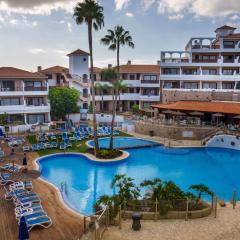FOREST FLAT - big heated pool, terrace, tv channels, golf courses