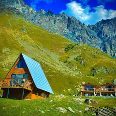 Alone Cottage Kazbegi