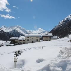 Comfy Holiday Home in Livigno near Ski Area