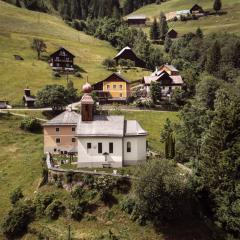 Alte Schule auf der Alm