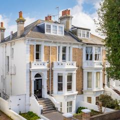 Lovely, modern & spacious 1-bed flat central Hove