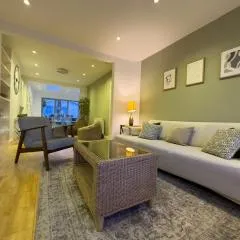 Mark Road Villa