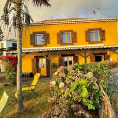 2 bedrooms house with sea view terrace and wifi at Faja da Ovelha 2 km away from the beach