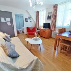 Le Venasque, T2, centre Luchon, wifi, casier à ski, ascenseur, 4 personnes