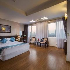 Danly Hotel 24 Đào Tấn HN - by BAY LUXURY