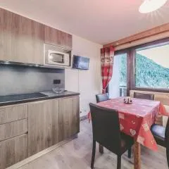 Studio 2* Châtel: 3 pers, balcon, parking, proximité remontées, centre, Forme d'O - FR-1-676-141