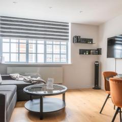 Amigos Nest - Farringdon - by Frankie Says