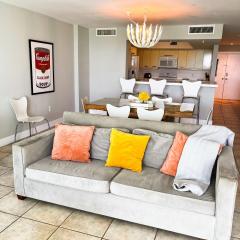 Castle Pavillon 8 Beachfront - Private Beach Access Loft with 2-story, Pool, Tennis, Free Parking Access